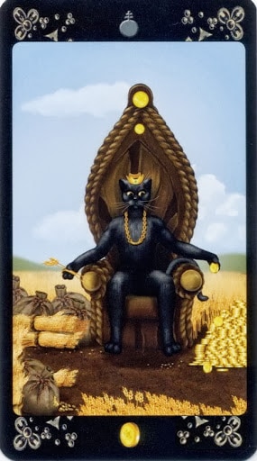 Ý nghĩa lá King of Pentacles trong bộ Black Cats Tarot