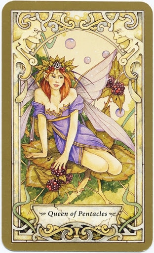 Lá Queen of Pentacles – Mystic Faerie Tarot