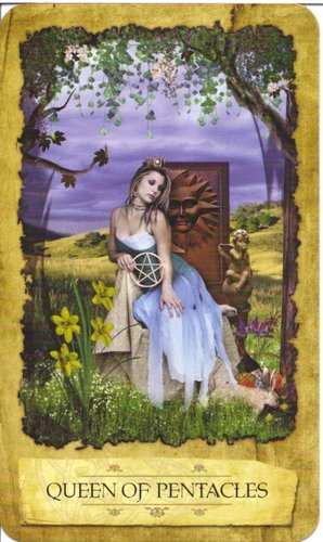 Ý nghĩa lá Queen of Pentacles trong bộ Mystic Dreamer Tarot