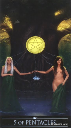 Ý nghĩa lá 5 of Pentacles trong bộ Silver Witchcraft Tarot