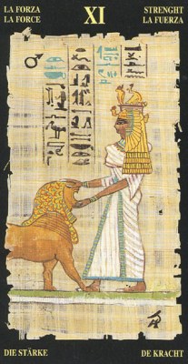 Ý nghĩa lá XI Strength trong bộ bài Egyptian Tarot