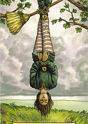 Lá 12. The  Hanged Man – Everyday Witch Tarot